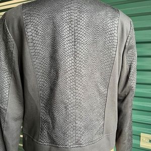 Tahari Side Zip Jacket     Never Worn! New Size L